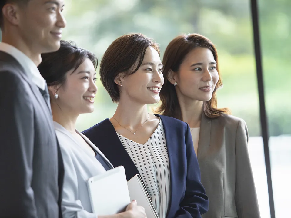 採用情報